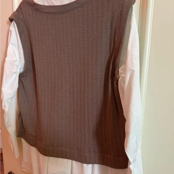 Brand-new with tags - Anthropologie Brown Knit Vest with White Shirt - Picture 3 of 3